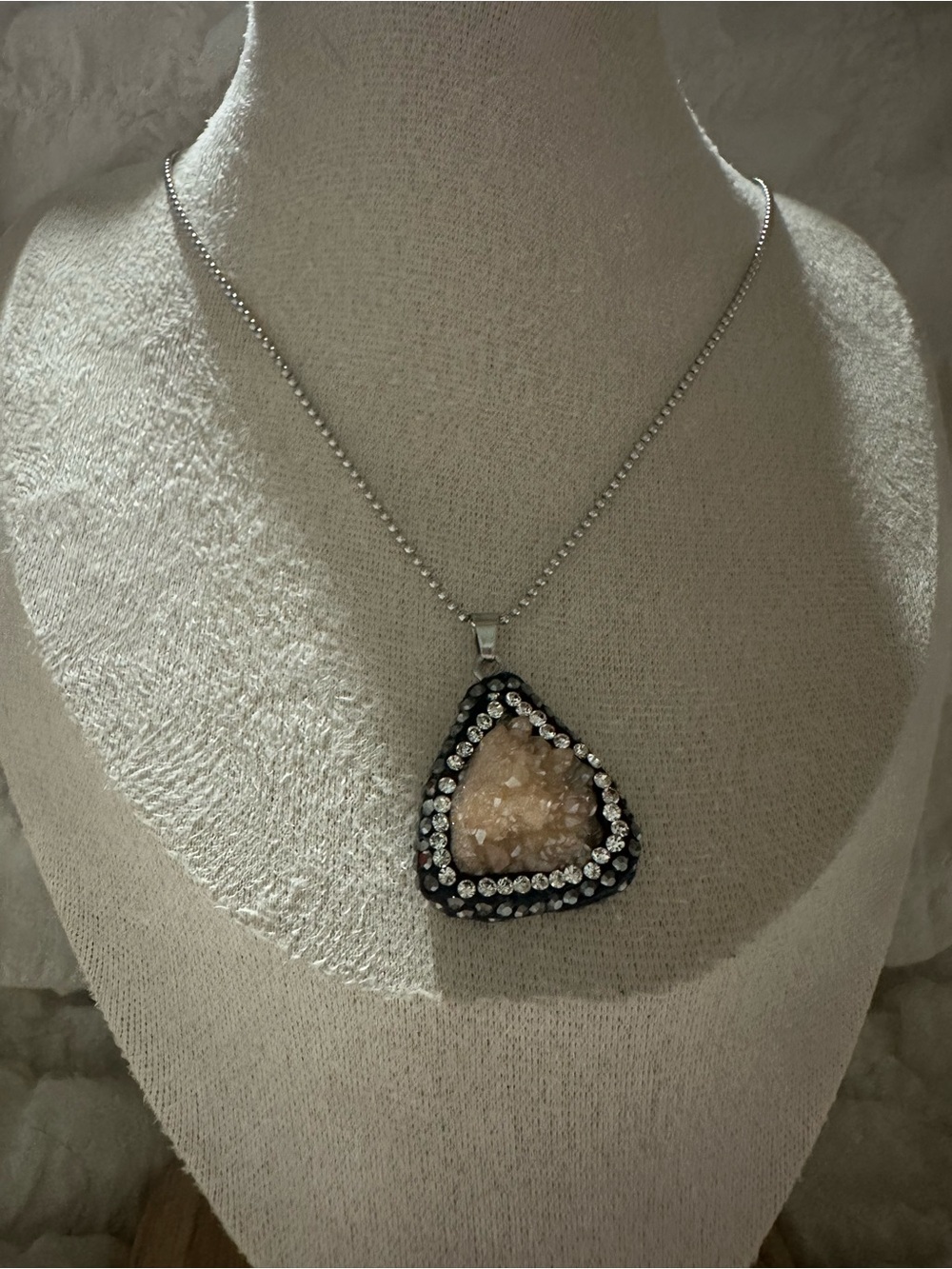 👑 Crystal Druzy Pendant Necklace in Champagne on Silver Chain - statement piece